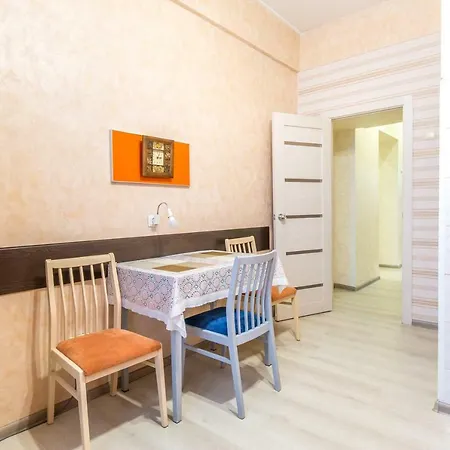 Nezavisimosti 44 Hostel *