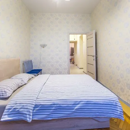Hostel Nezavisimosti 44